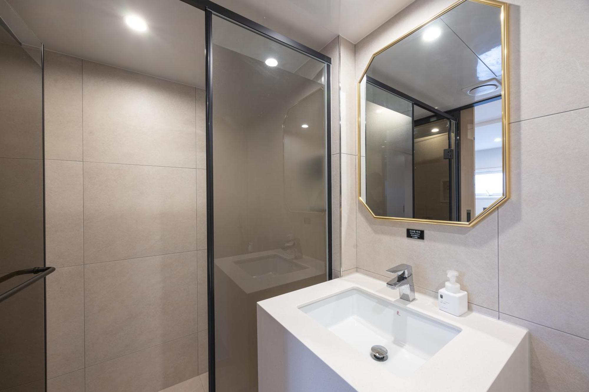 Hotel Bellus Busan Extérieur photo